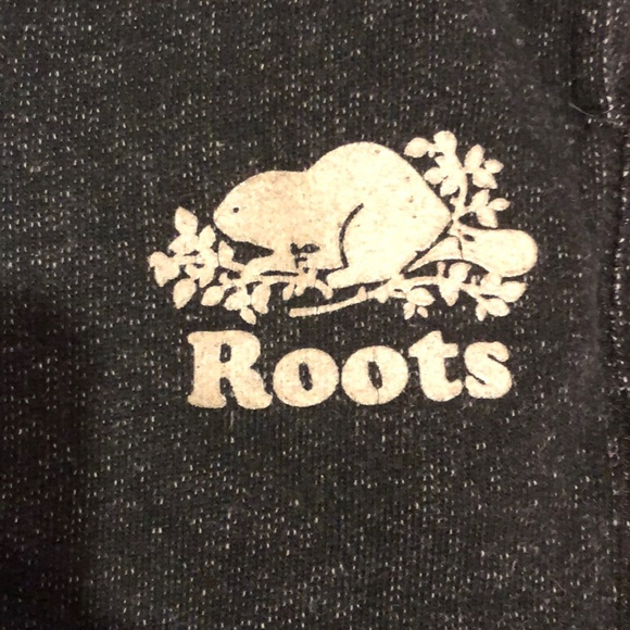 Roots shorts - Picture 2 of 5